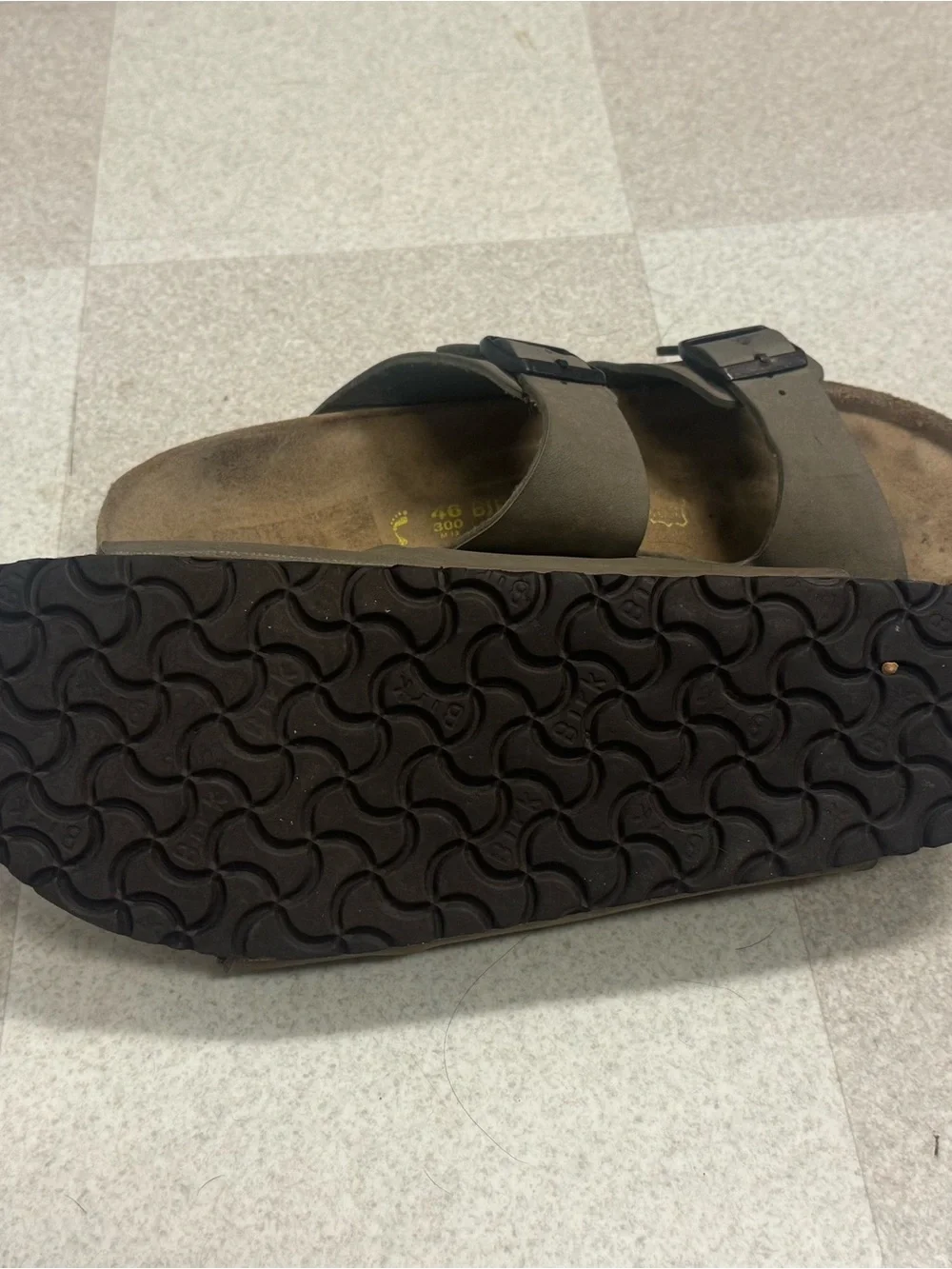 Birkenstock Arizona men’s 13 EU 46 Slider Sandals *Sun Bleached